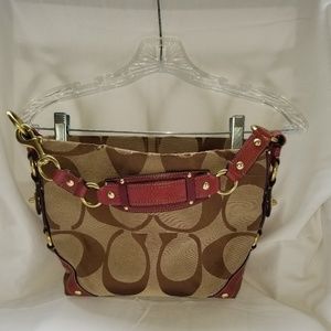 AUTHENTIC Coach shoulder bag